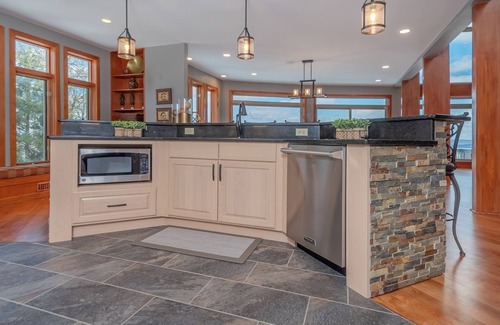 Mountainside House | Valhalla
