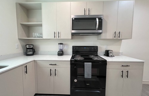 Brownsville Apartment | Valle Hermoso - Brand New Apartment Near SpaceX!