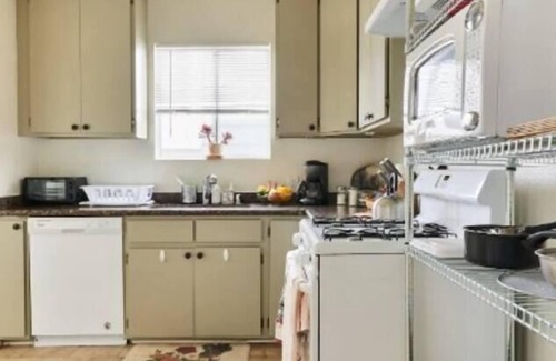 Vallejo Apartment | Vallejo - 2 bedroom 1 bath
