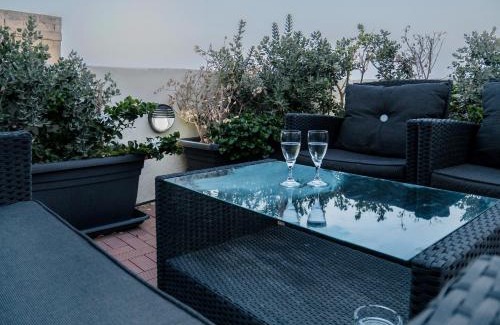 Valletta Apartment | Valletta Kursara Port View