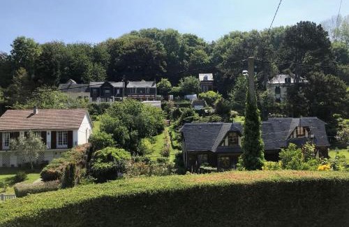 Saint-Leonard House | Valleuse