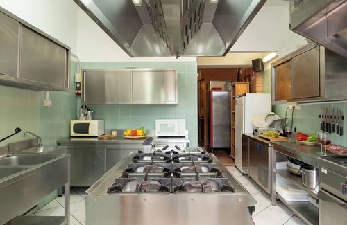 San Giovanni Valdarno Villa | Valleverde 28+2, Emma Villas