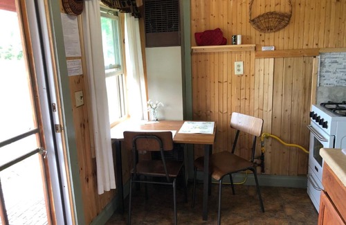 Thornton Resort | Valley Brook Cottages and Cabins