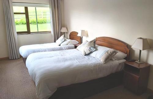 Kilcoman House | Valley Lodge Room Only Guest House