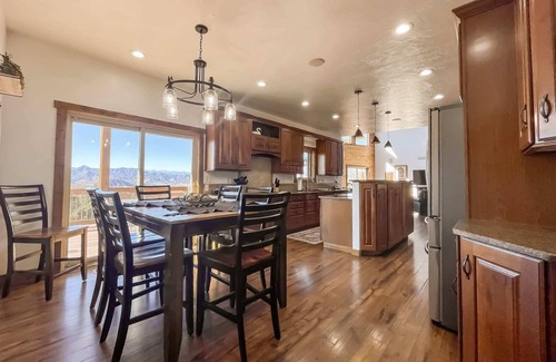 Canon City House | Valley Ranch Summary: