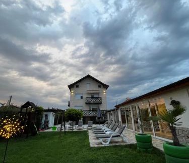 Kazanlak House | Valley Residence