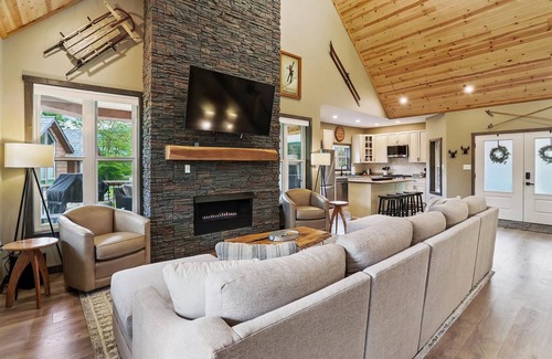 Timberline House | Valley To Valley*: 6 BR, 5 BA in Canaan Valley, Sleeps 12