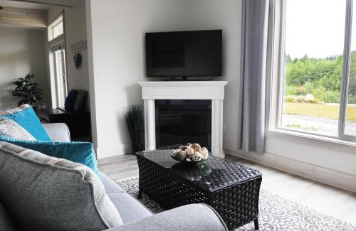 Lake Cowichan Apartment | Valley View