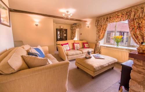Scawton House | Valley View Farm Holiday Cottages