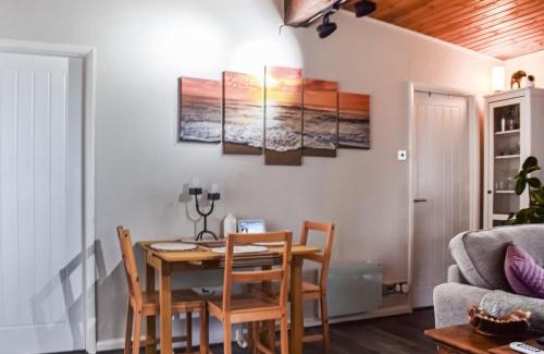 Woolfardisworthy House | Valley View Lodge