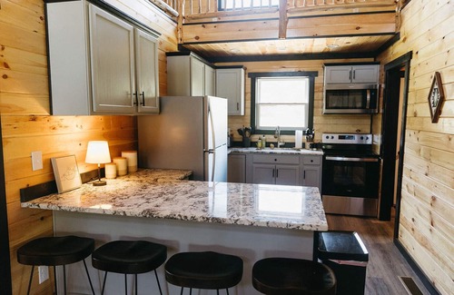 Stanton Cabin | "Valley View Lodge" - Modern Spacious Stay RRG - Slade