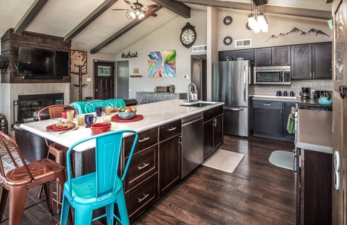 Ruidoso Cabin | Valley View | Pet Friendly, Fireplace, Great Views