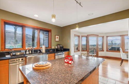 Stowe Hollow House | Valley View