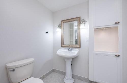 Valley Ridge Apartment | Valleyhut - Private 2 Bedrooms 1 Bathroom Walkout Basement Apartment