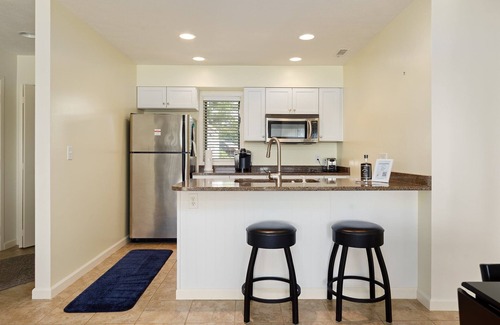 Acme Condo | Valleyway Getaway | Golf | AC | 2 Beds + Baths