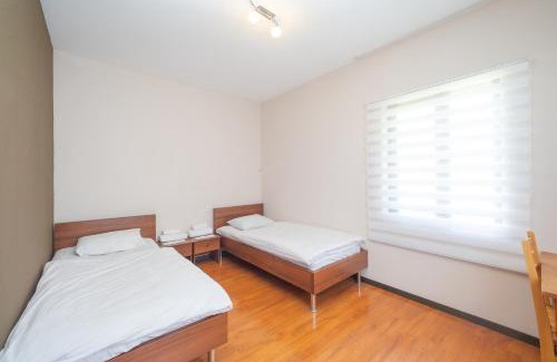 Vardzia Hotel | Valodia's Cottage