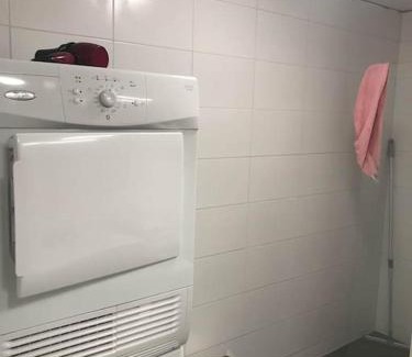 Rauma Apartment | Valoisa avara yksiö loistavalla sijannilla
