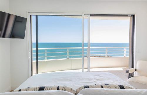 Valras-Plage Apartment | Valras-Loc Privatisez le 9e etage de lArchipel