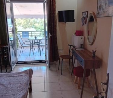 Paleros Apartment | Valta's Room 2