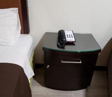 Salina Hotel | Value Inn & Suites Salina