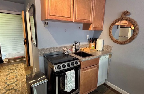 Telluride Apartment | Value, Ski-In~/Ski-Out, Full Studio Condo W/Outdoor Hot Tub