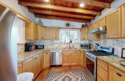 Taos House | Valverdo Oasis