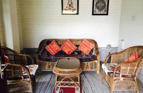 Sungava House | Vamoose Pegs