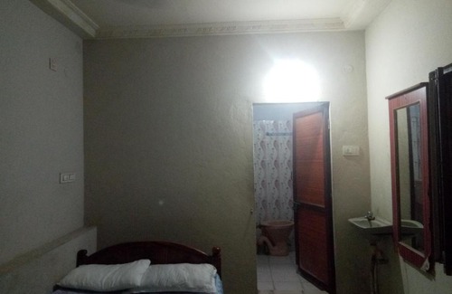 Chirala Cabin | Vamsi Krishna Lodge New