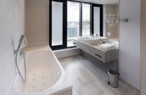 Mons Hotel | Van Der Valk Hotel Mons Congres