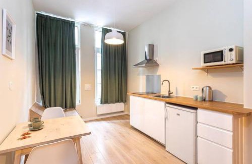 Jewish Quarter Apartment | Van Lerius studio