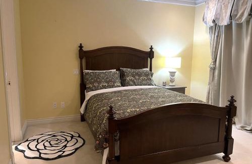 Kerrisdale House | Van Nest near YVR UBC Downtown