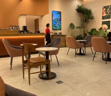 Tan Binh Hotel | Van tien hotel