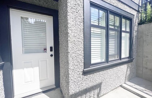 Dunbar House | Van West Serene Retreat Close to UBC and Downtown