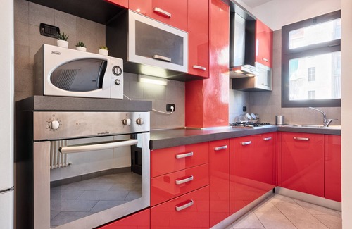 Vanchiglietta Apartment | Vanchiglietta Colourful Apartment