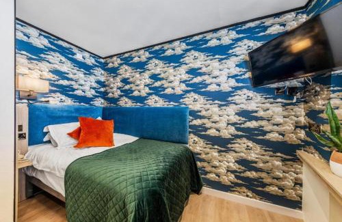 Lancaster Gate Hotel | Vancouver Hotel and Studios