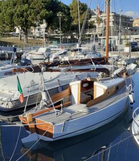 Chiavari Boat Rental | Vanda