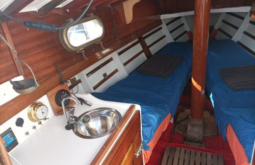 Chiavari Boat Rental | Vanda