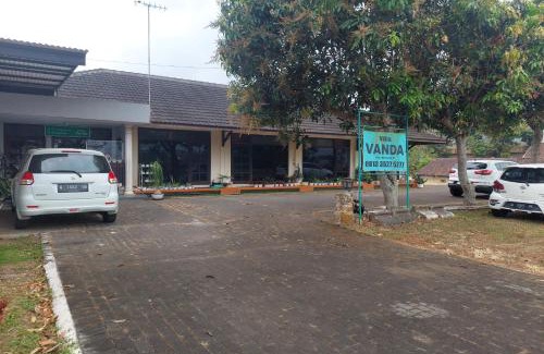 Sidomulyo House | Vanda Villa Batu