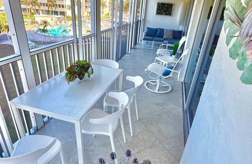 Vanderbilt Beach Condo | Vanderbilt Beach Oasis – A 3-Minute Stroll to Paradise!