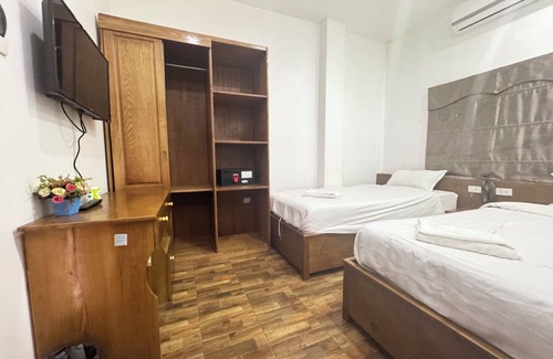 Vang Vieng Hotel | Vang Vieng Golden Lotus Hotel