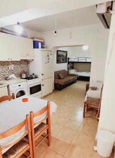 Himare Apartment | Vangelos apartment