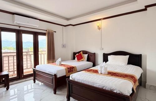 Vang Vieng Hotel | Vangvieng Sisavang Hotel