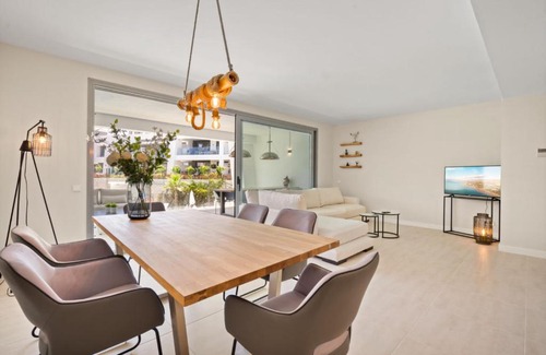 New Golden Mile Apartment | Vanian Gardens Apartment