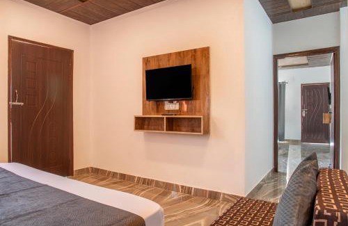 Kasauli House | Vansathli I Near Mall Road Kasauli I Open Garden & Rooftop I by Humble stay villa