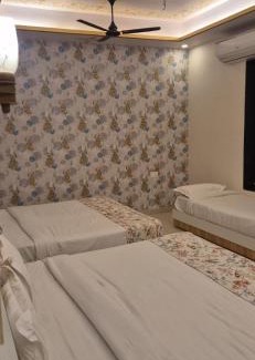 Amer Hotel | Vansh Palace
