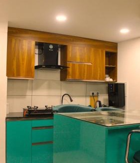 Palayam Apartment | Vantage Dew Palace by livNstay