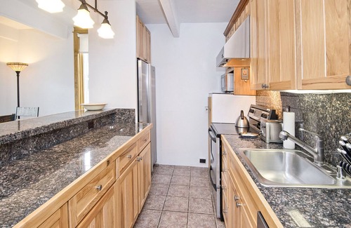 Vail Condo | Vantage Point Condo 314 | 150 Yards To Gondola