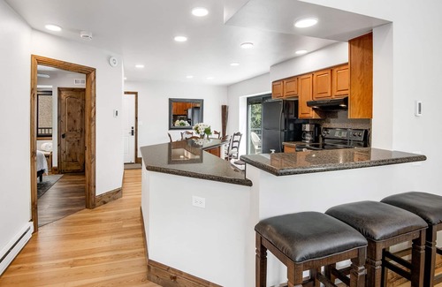 Vail Condo | Vantage Point Condo 502 | 2BR + Loft in Lionshead Village