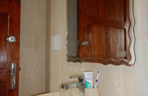 Port Vila House | Vanuatu Rainbow Lodge