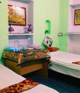 Allahabad House | Vardaan Rooms